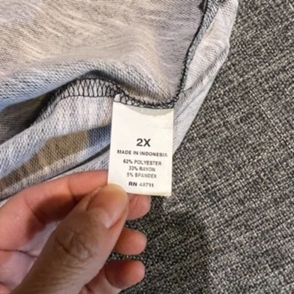 MIA Sport grey snakeskin print top SIze 2X EUC - Picture 6 of 7